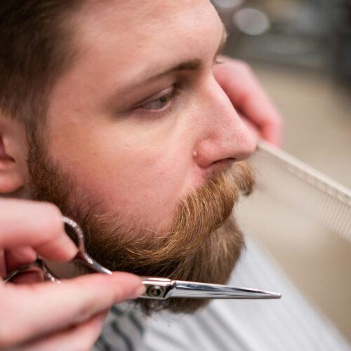 آموزشگاه ارایشگری مردانه در اصفهان 09130601678